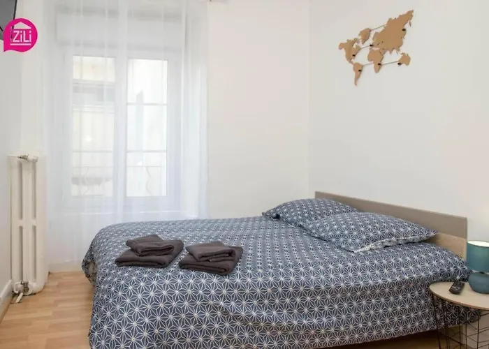 Huka - Centre Apartment Poitiers